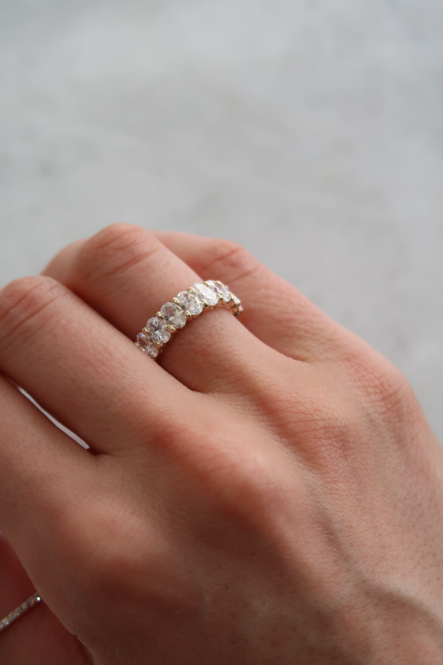 Oval Band