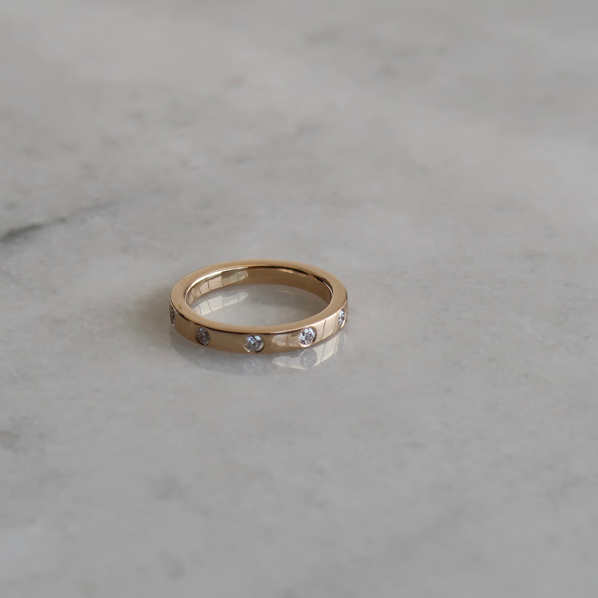 Flush-set Diamond Band