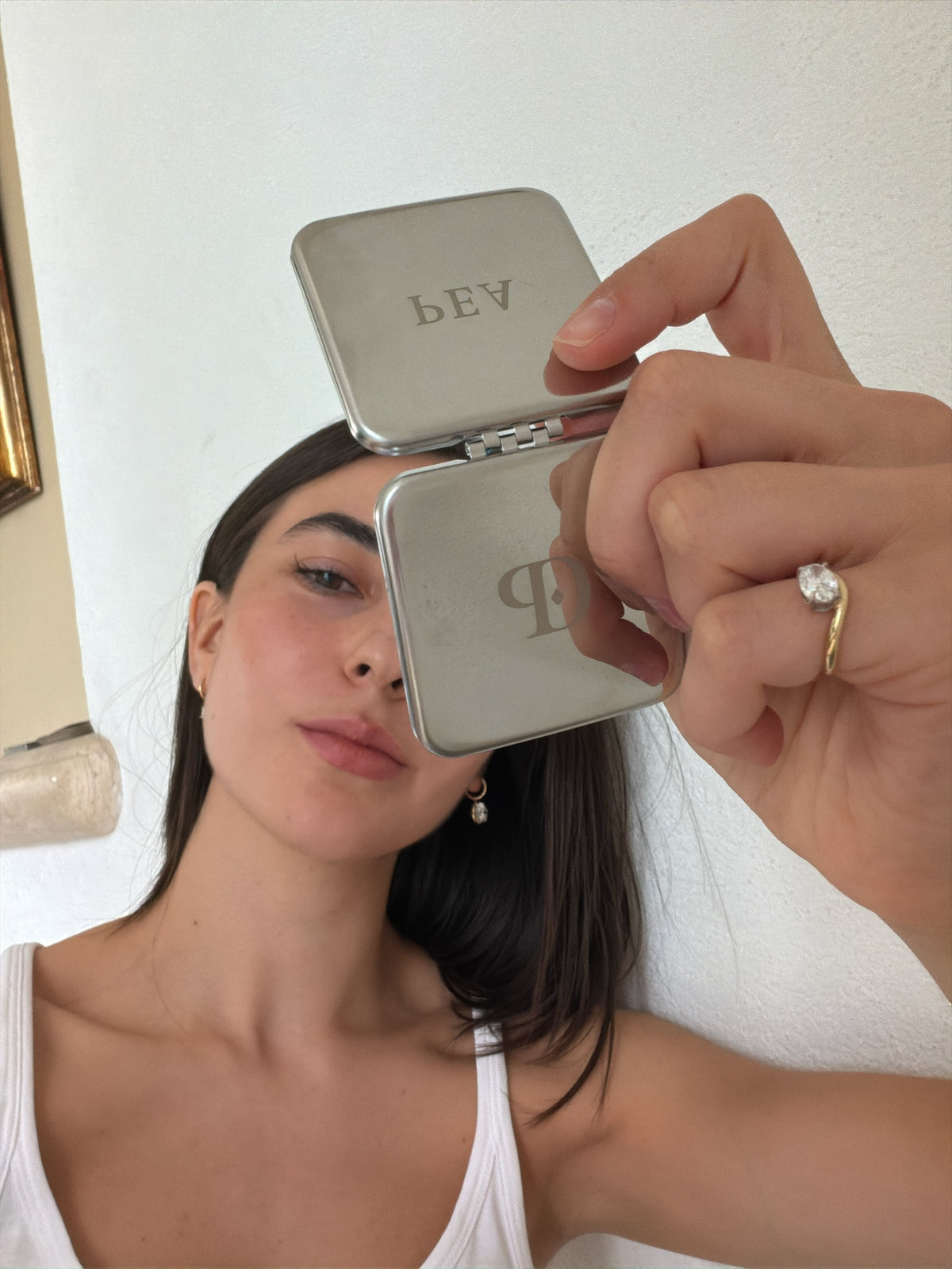 Compact Mirror