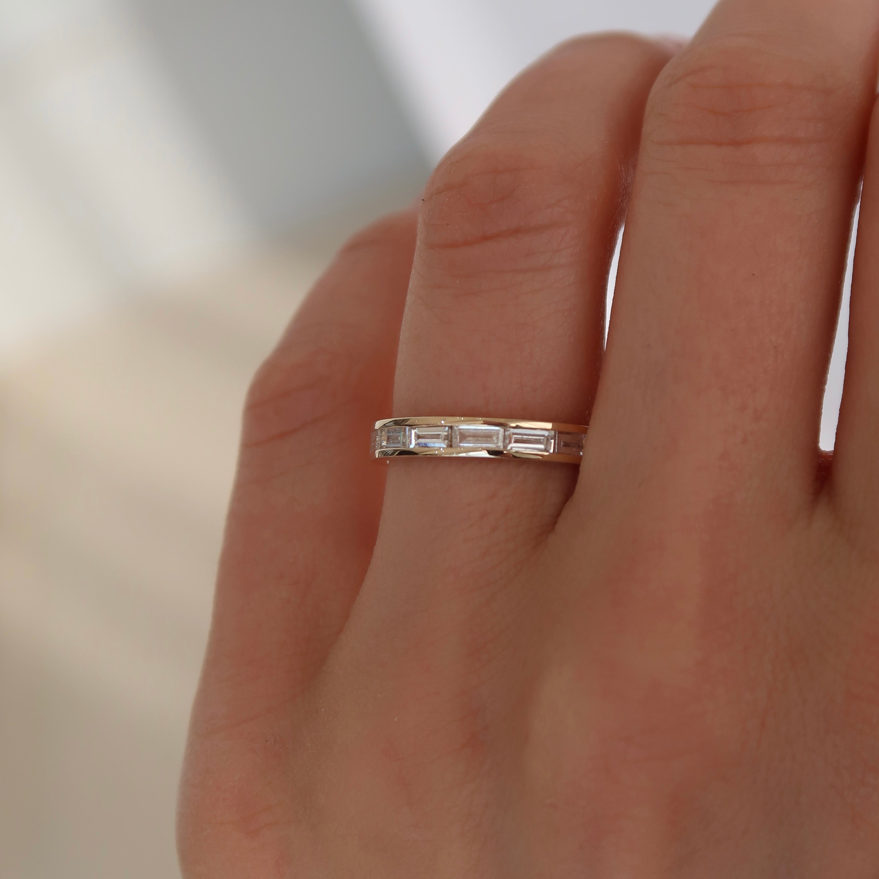 Baguette Channel Band