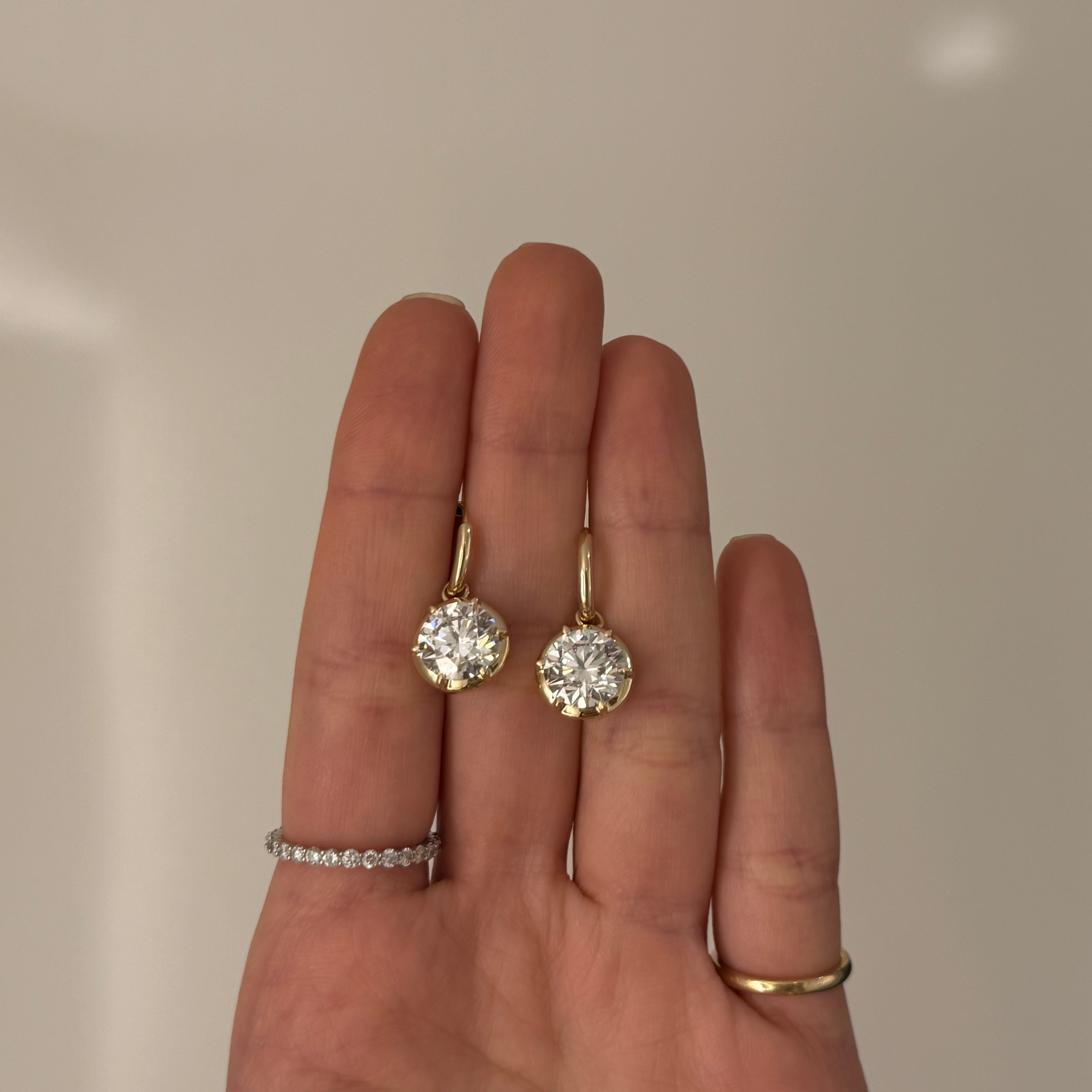 Round Bezel Drop Hoops
