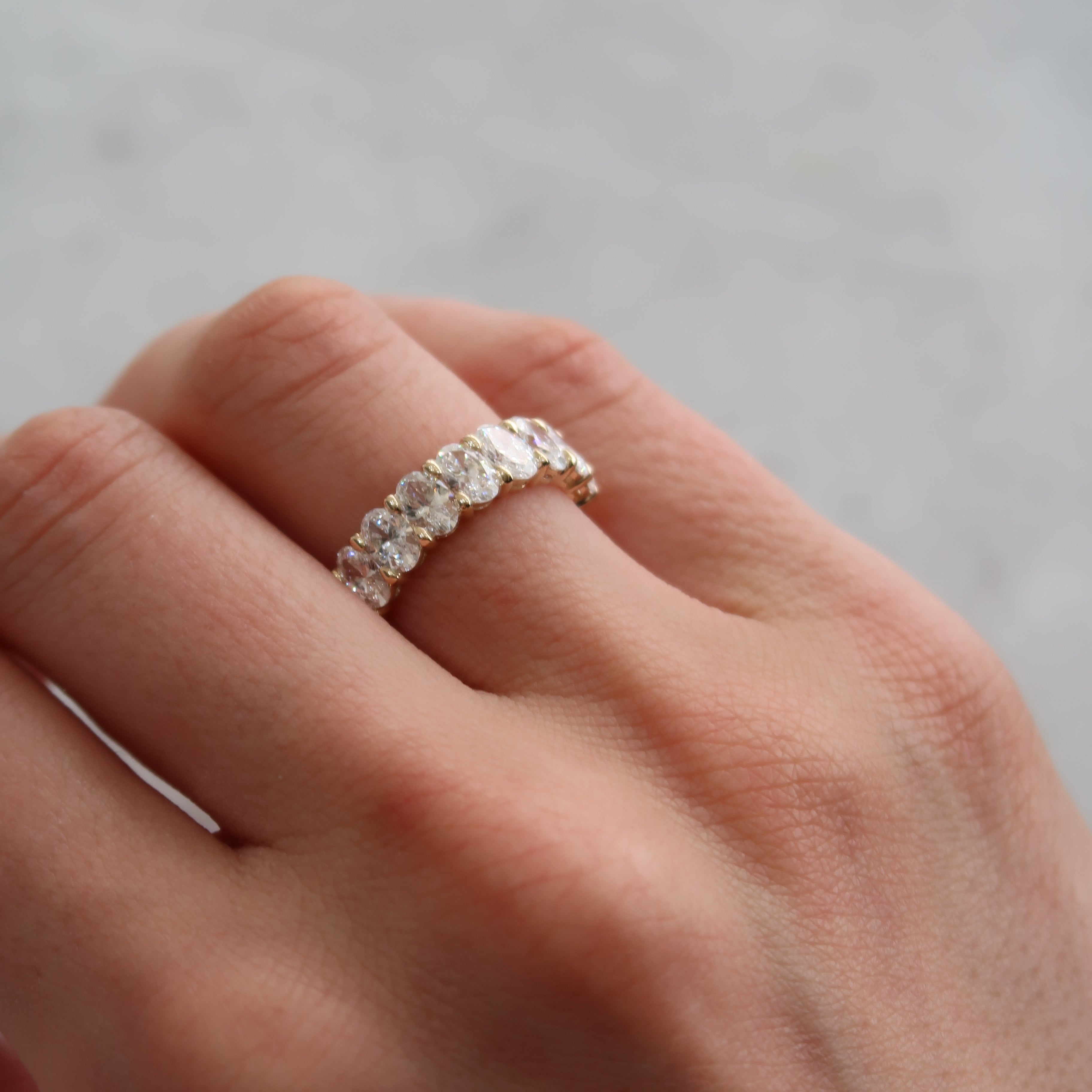 Half Oval Band 30 pt