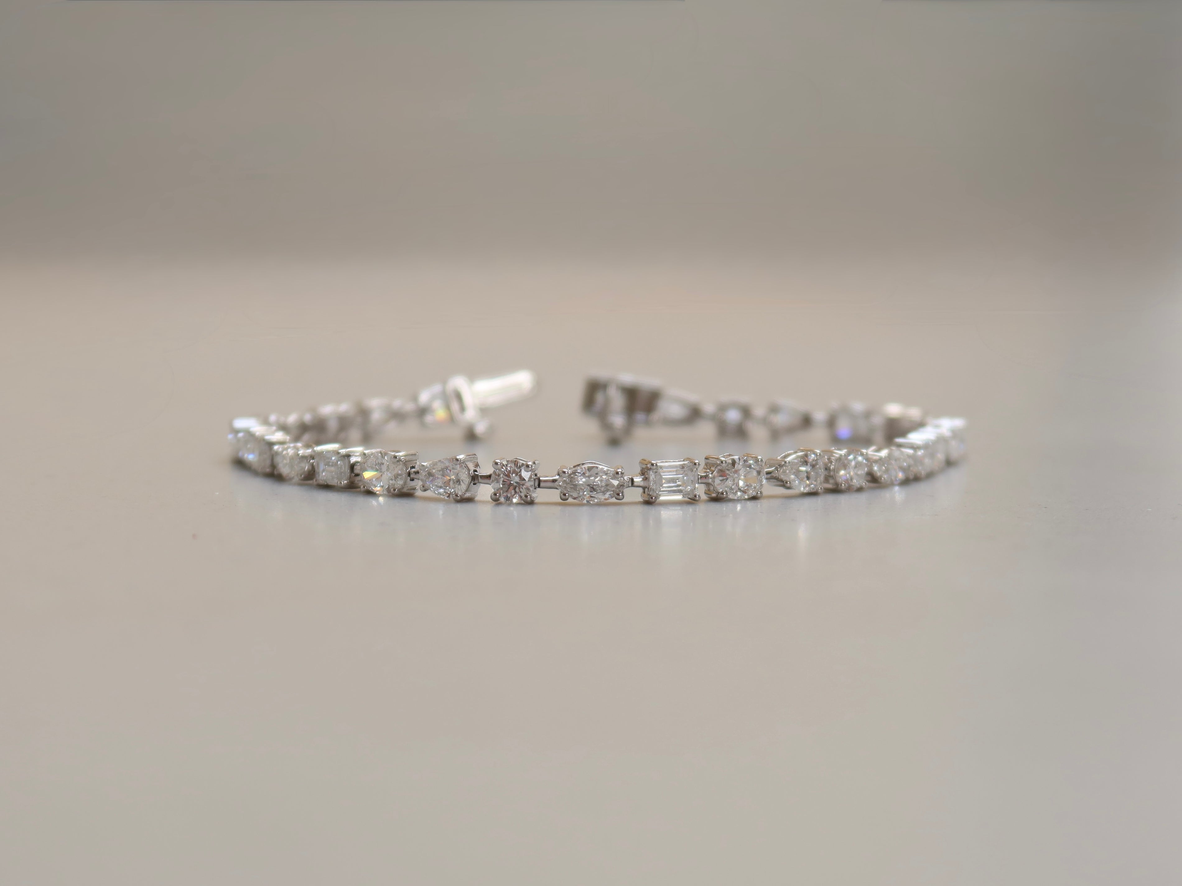 Fancy Shape Bracelet 6.00 ct
