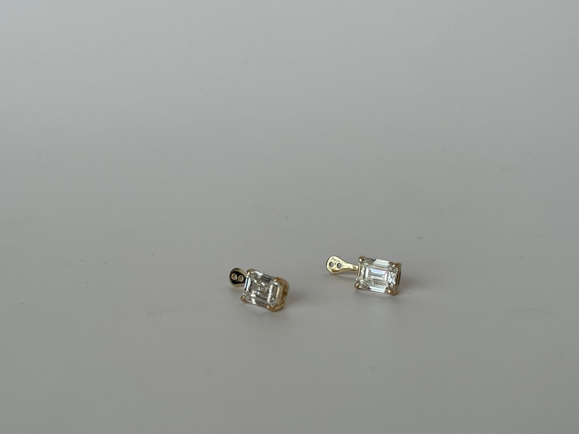 Emerald Drop Jackets 3.00 ct