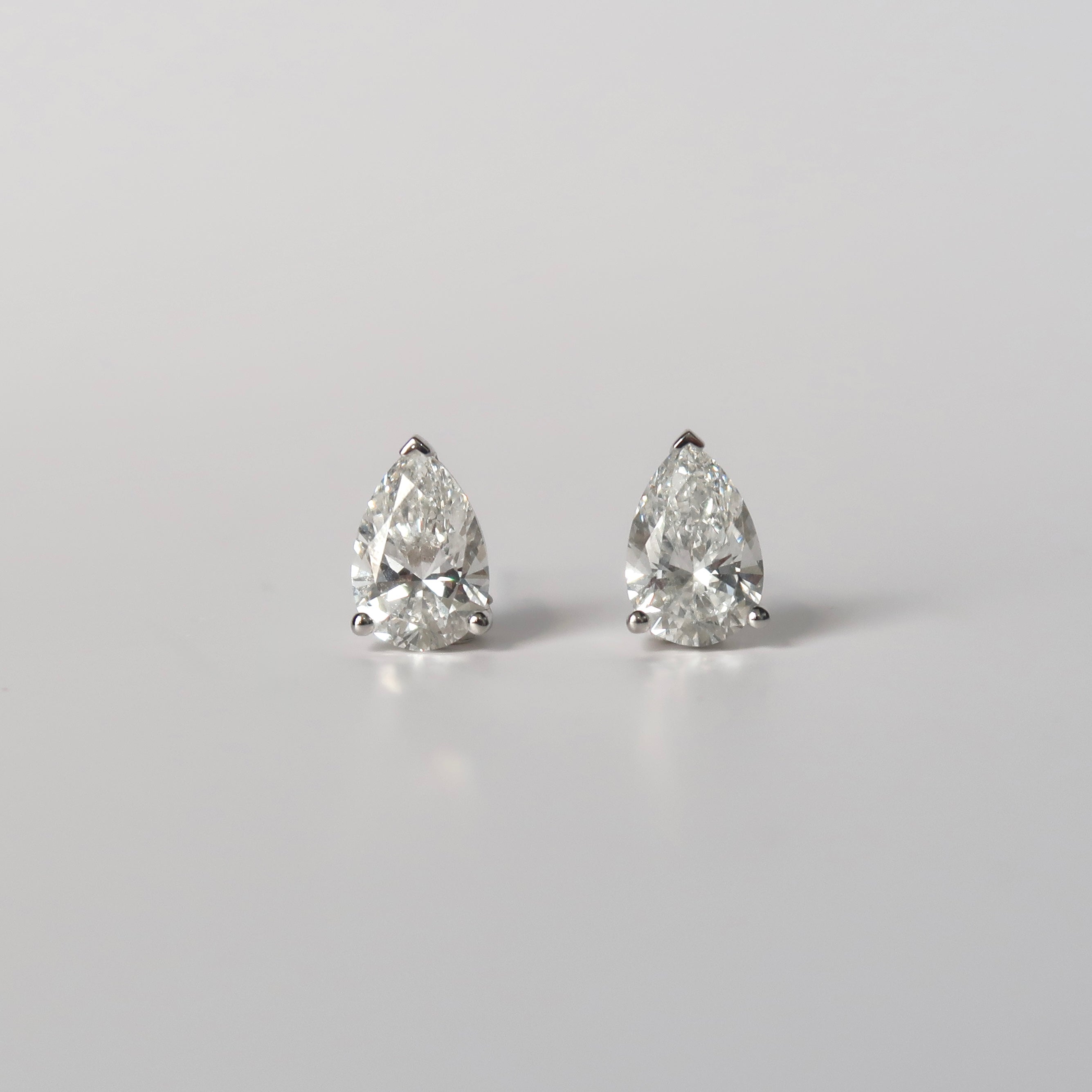 Pear Studs 3.00 ct