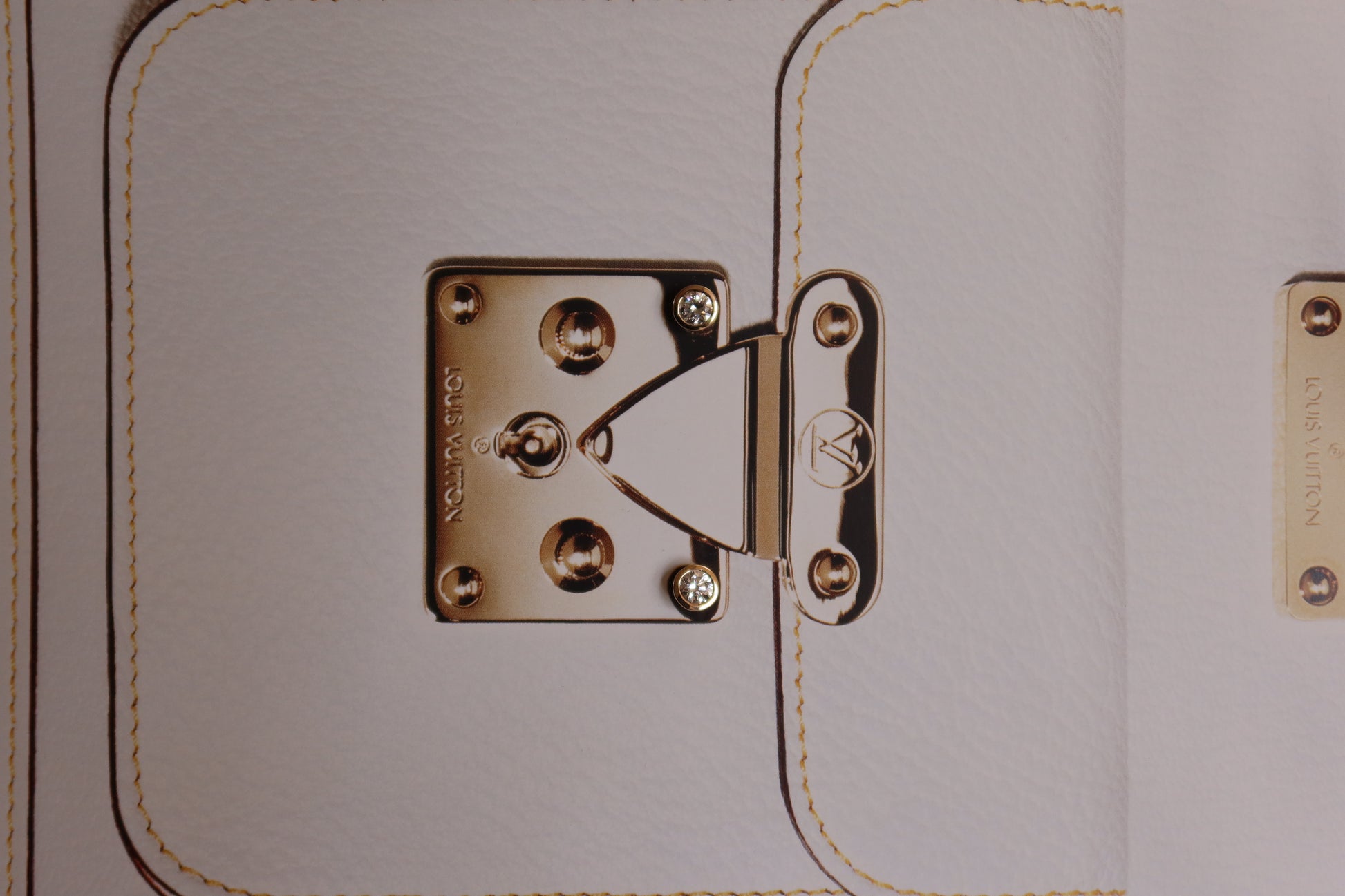 Bezel Studs