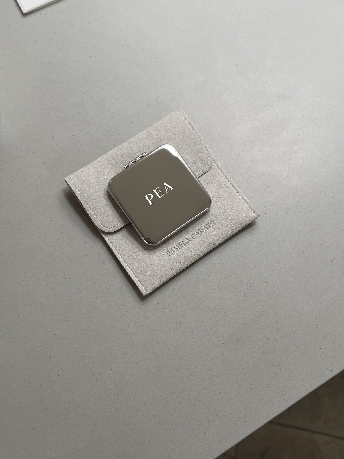 Compact Mirror