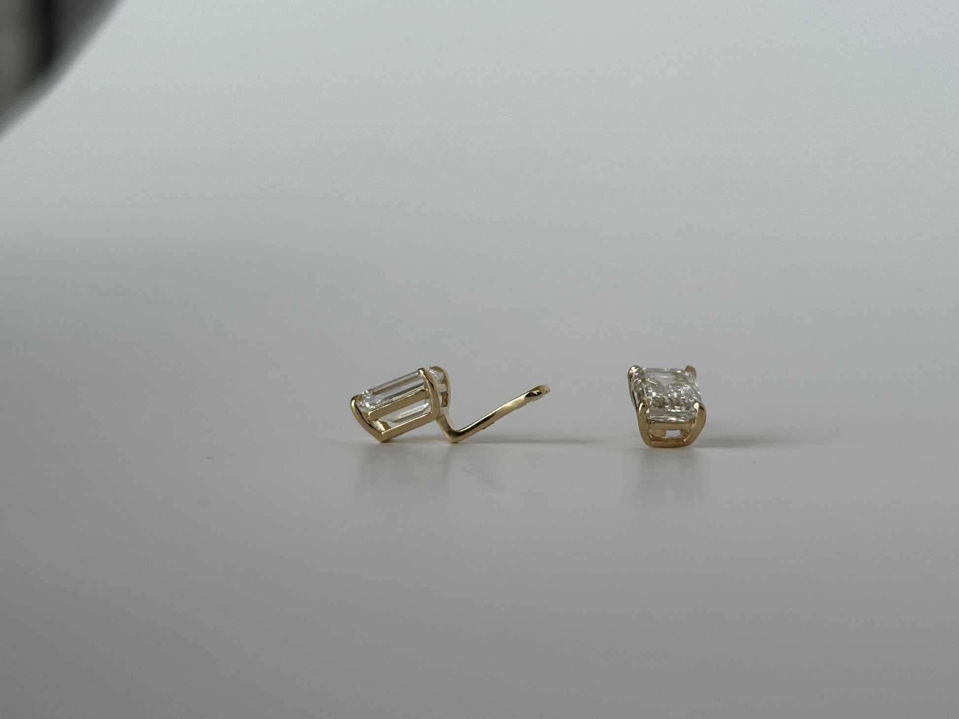 Emerald Drop Jackets 3.00 ct