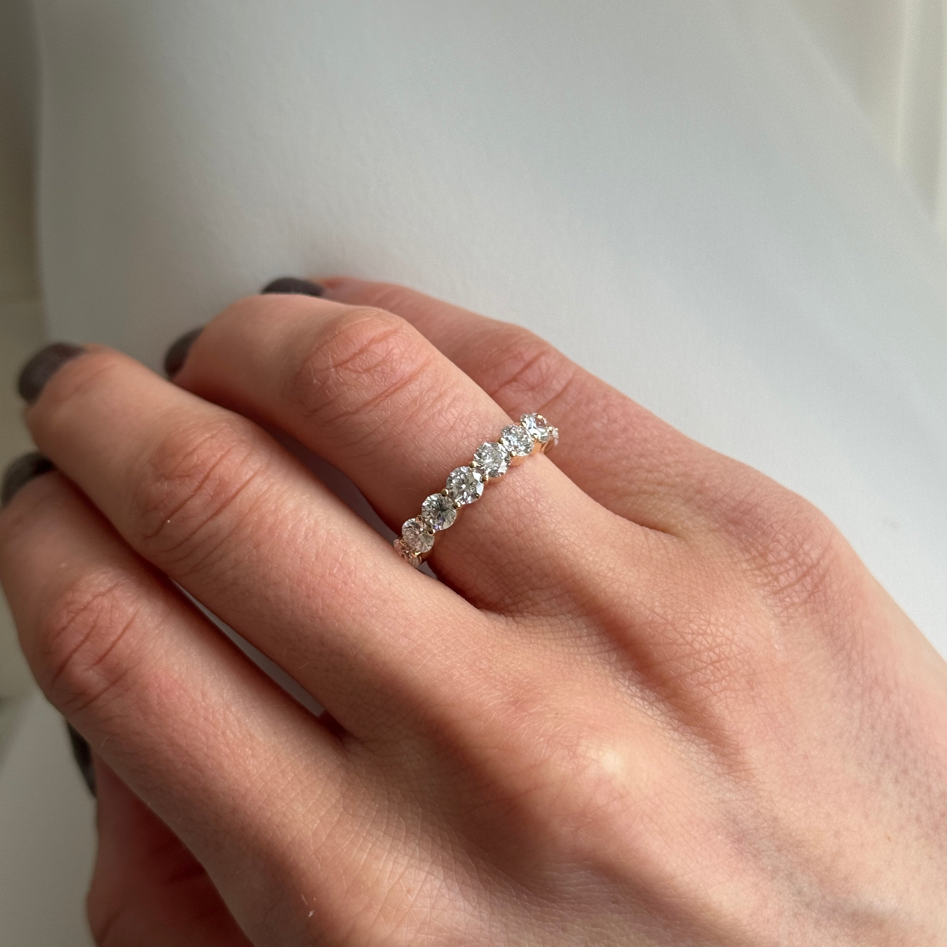 Half Diamond Band 20 pt