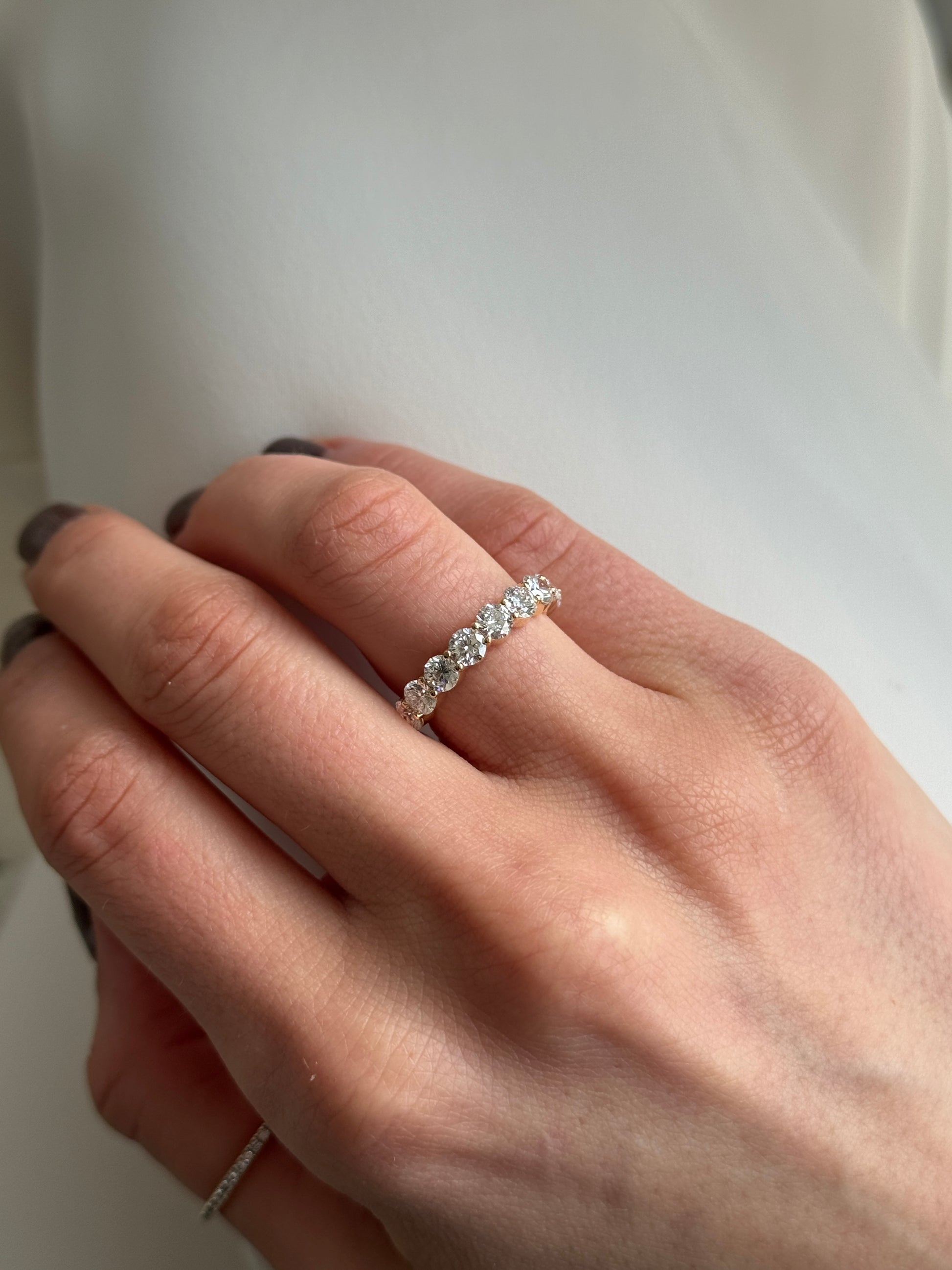 Half Diamond Band 20 pt