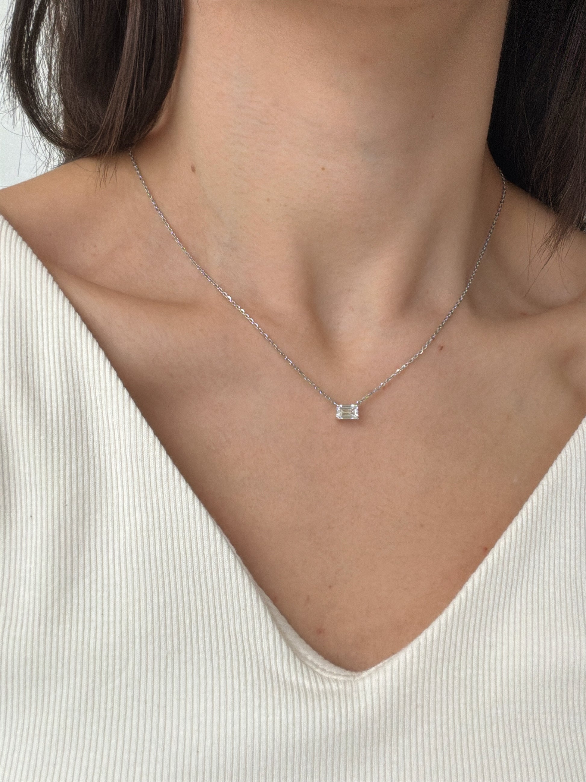 Emerald East-West Pendant