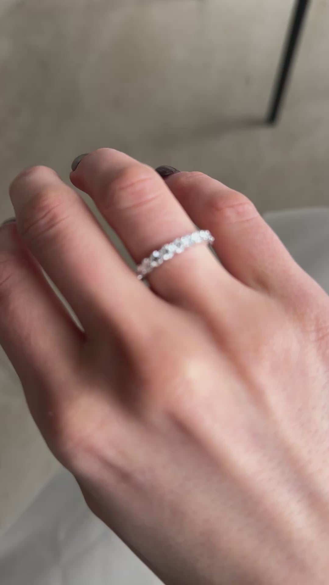 Half Diamond Band 10 pt